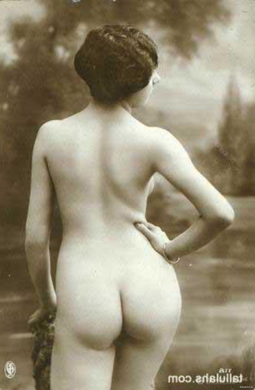 Порка розгами голых женских задниц