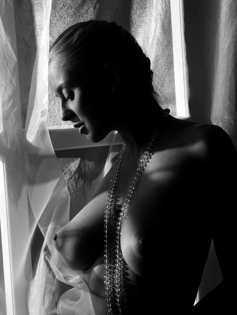 Урсула Корберо голая в фильме