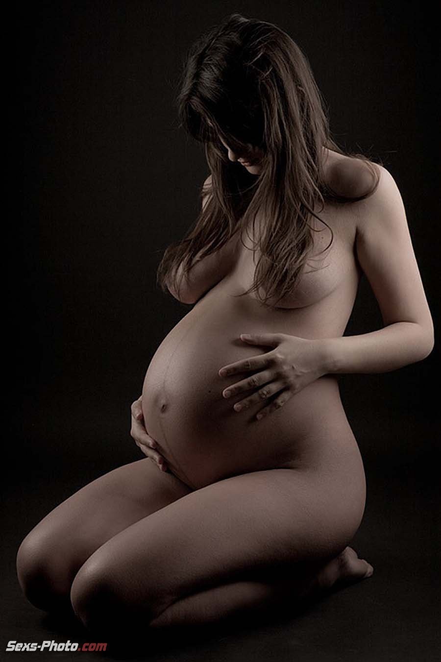 Голые беременные женщины