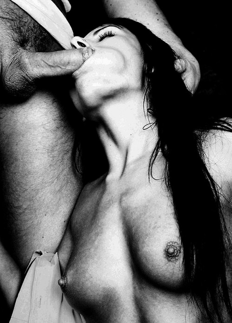 Очень красивая минетчица