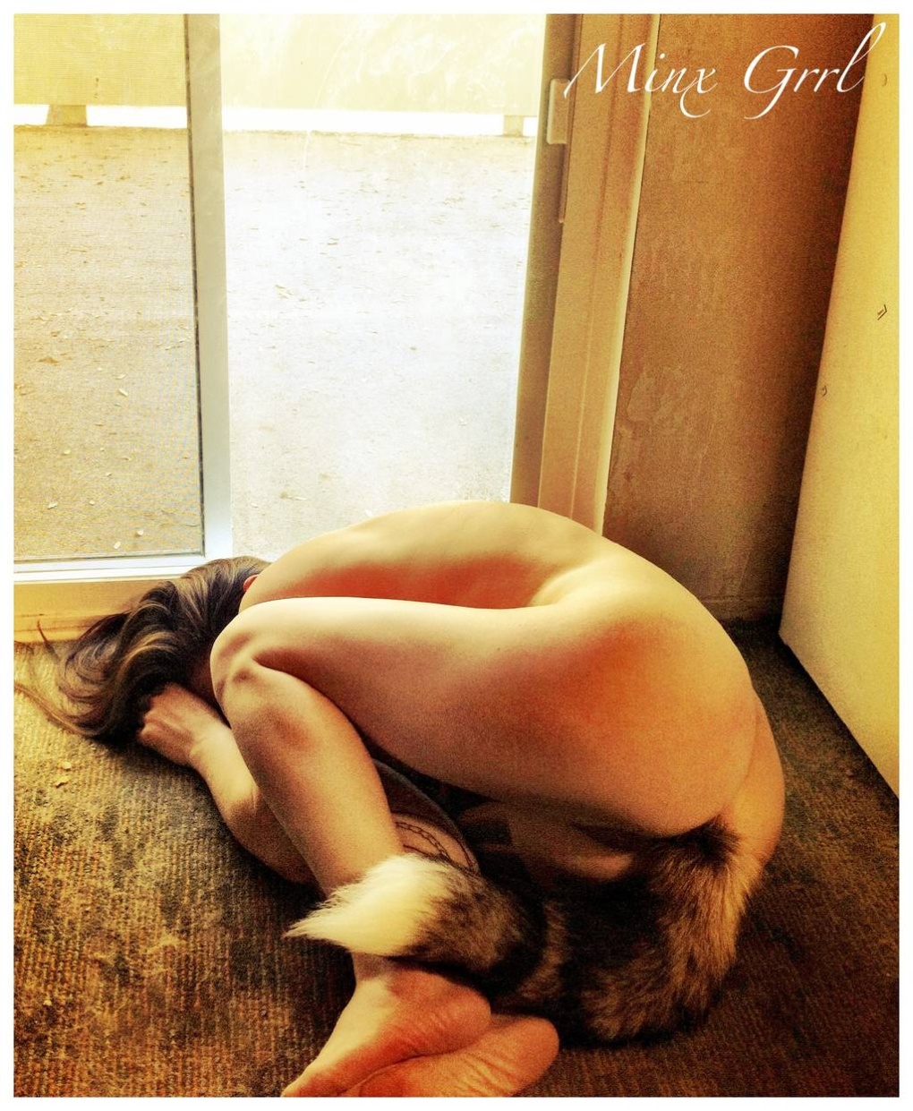 Девочка с анальным хвостом