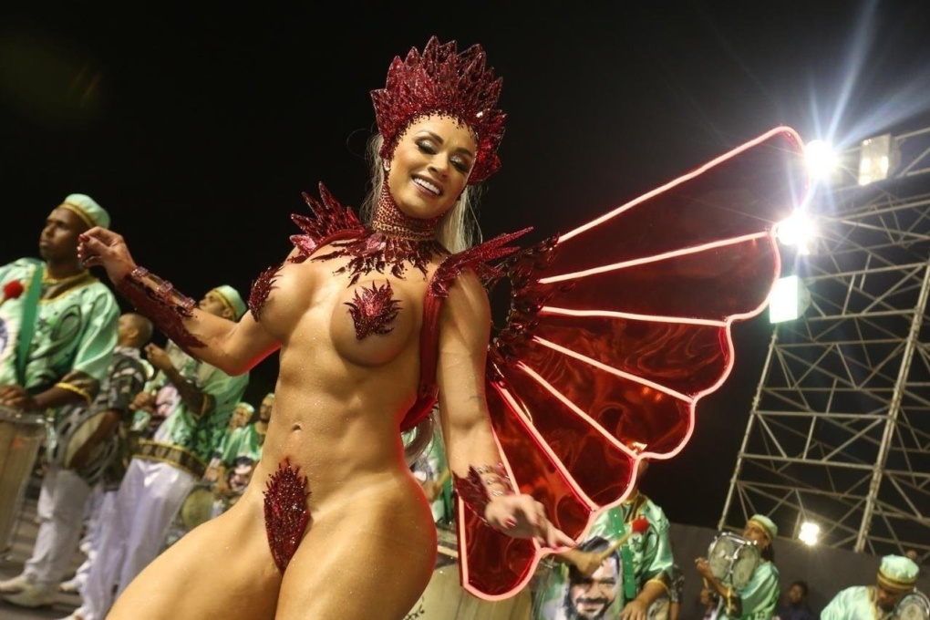 Голые бразильянки Brazilian Carnival 2020