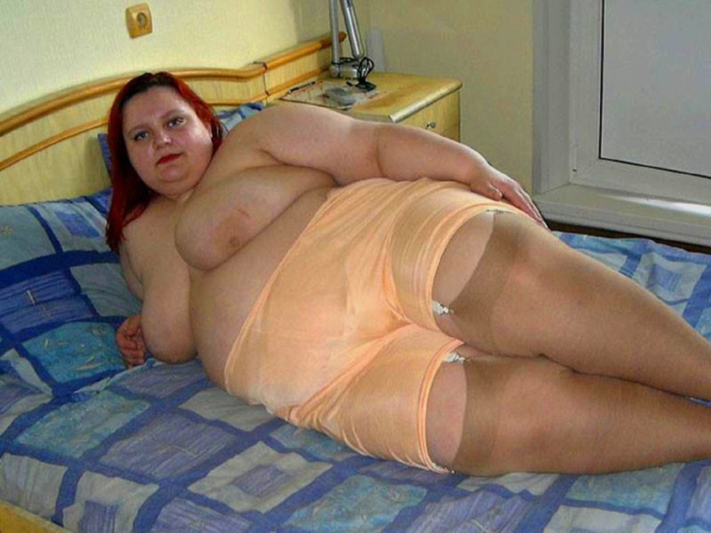 Голые старушки в панталонах