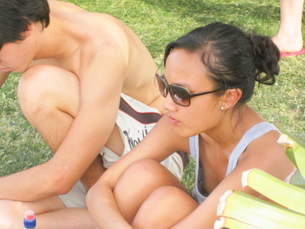 Пьяные девушки без трусов