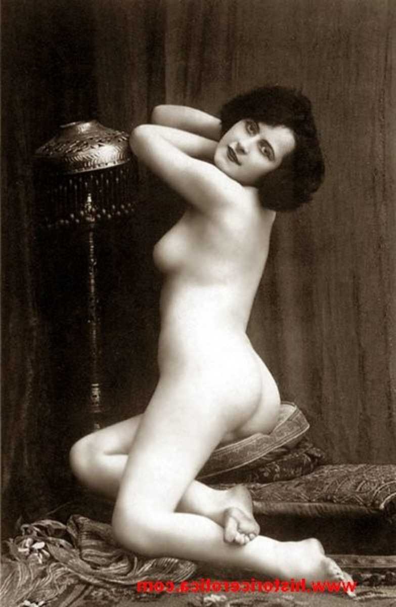 Голые женщины в прошлом