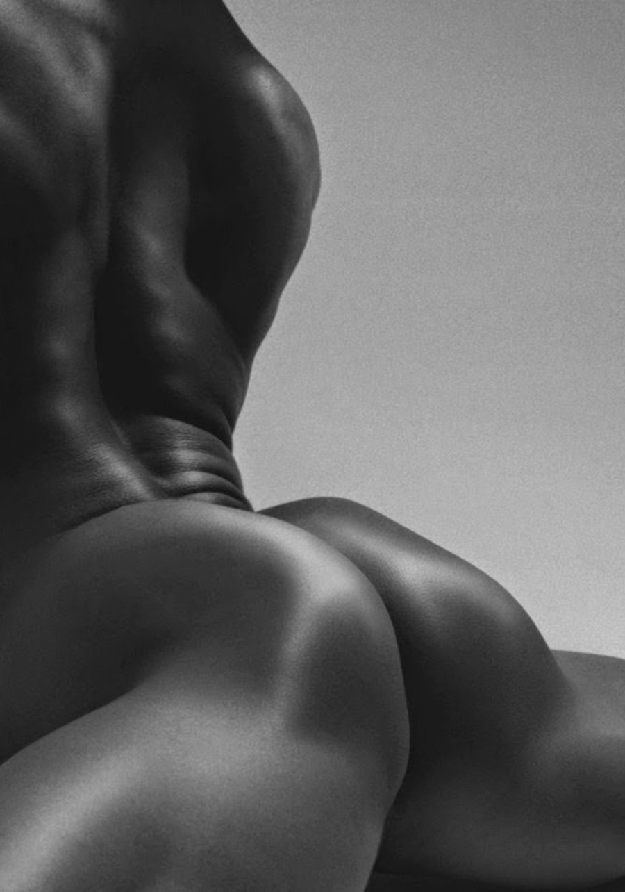 Красивые задницы парней