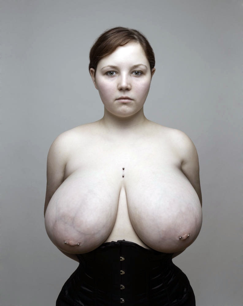 Большие натуральные сиськи с растяжками