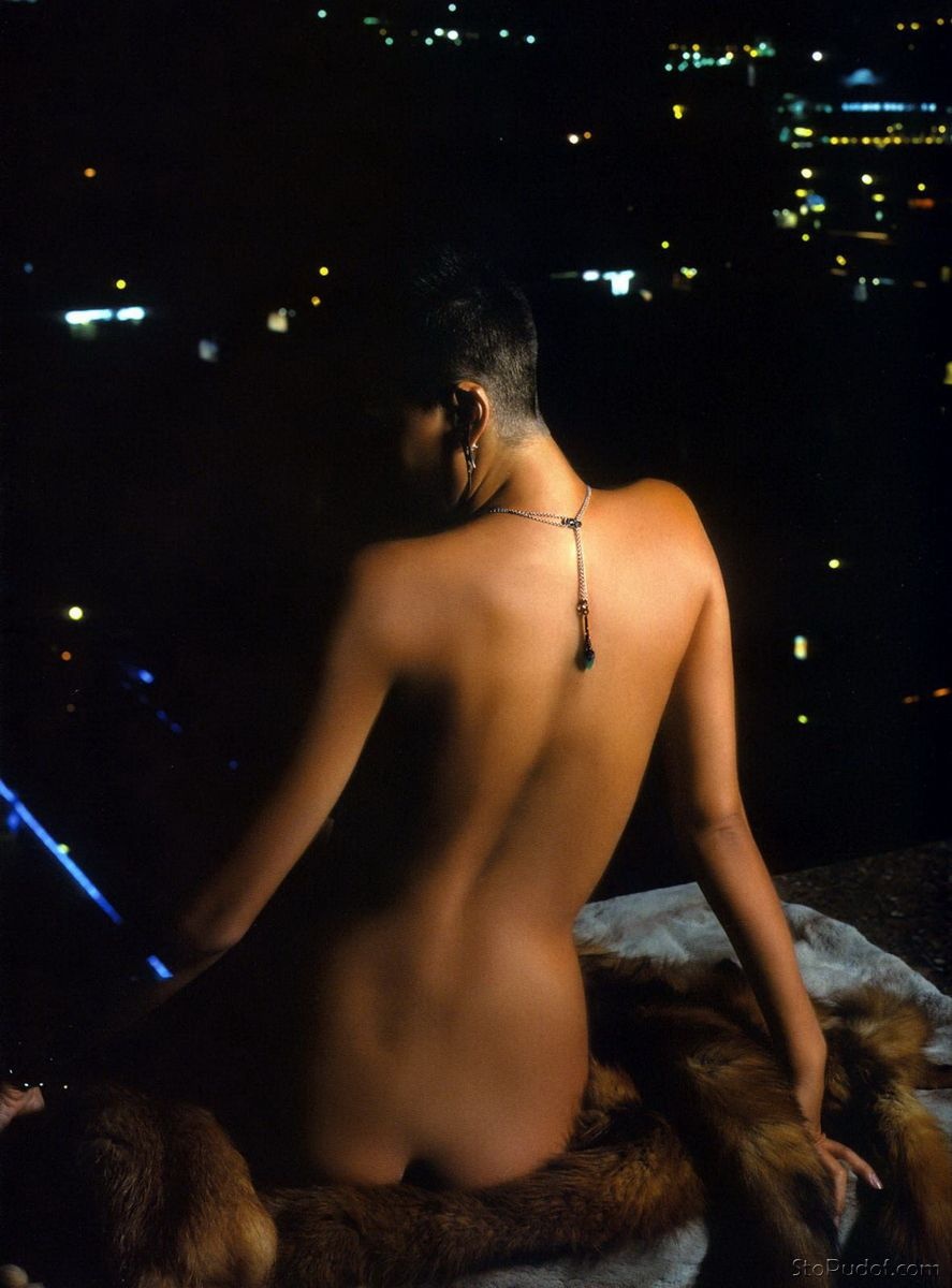 Певица Слава голая параграф 78