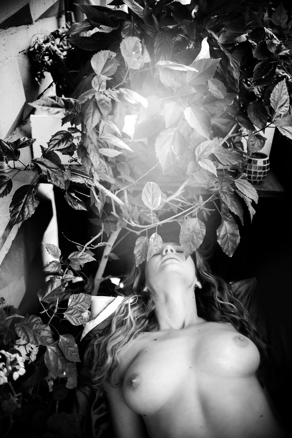 Женственная голая Наташа