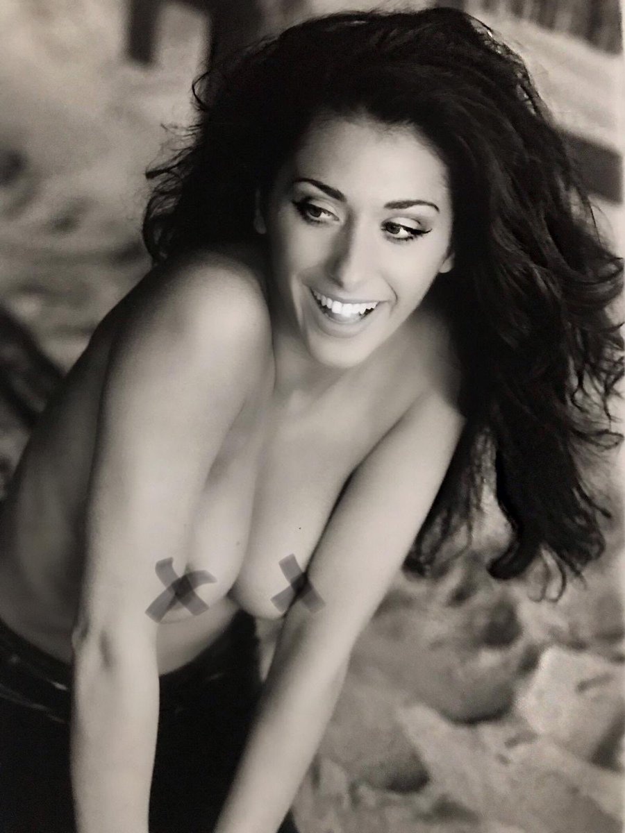 Сабрина Салерно голая 2020