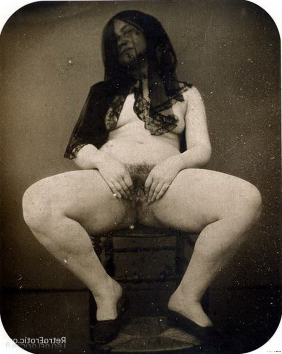 Старые порнографические снимки