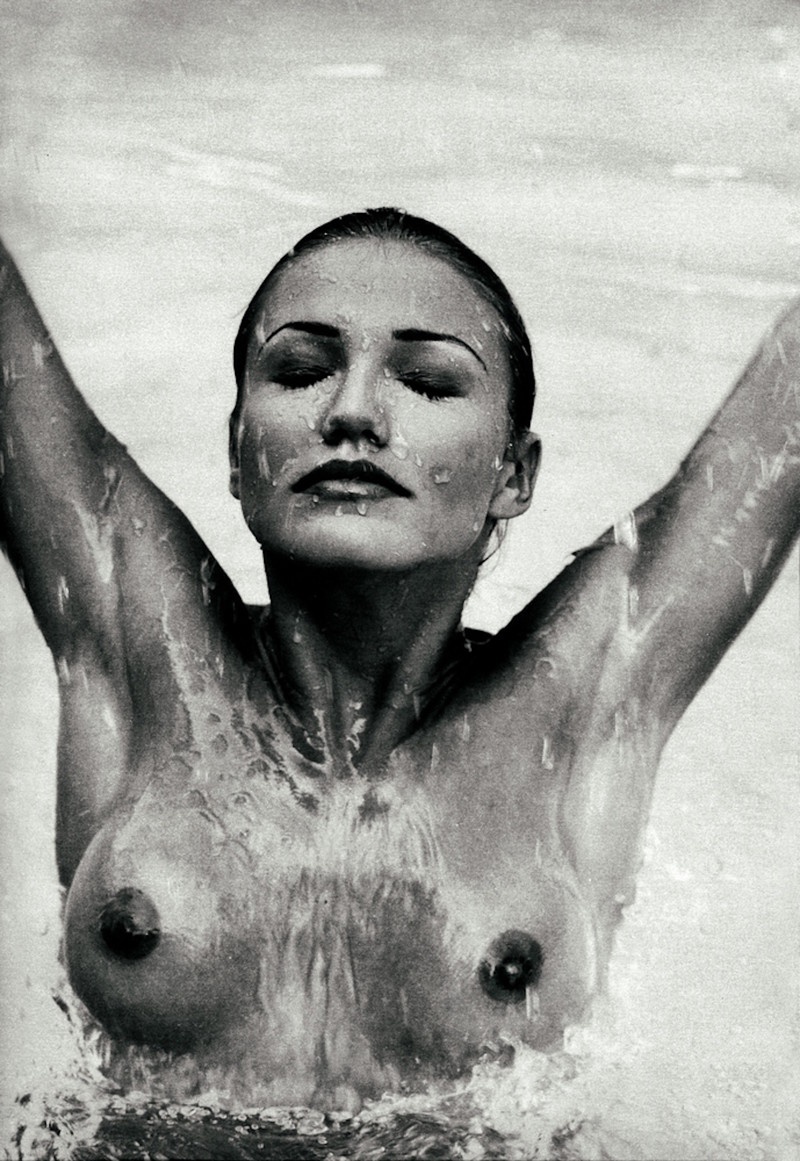 Кэмерон Диаз топлесс