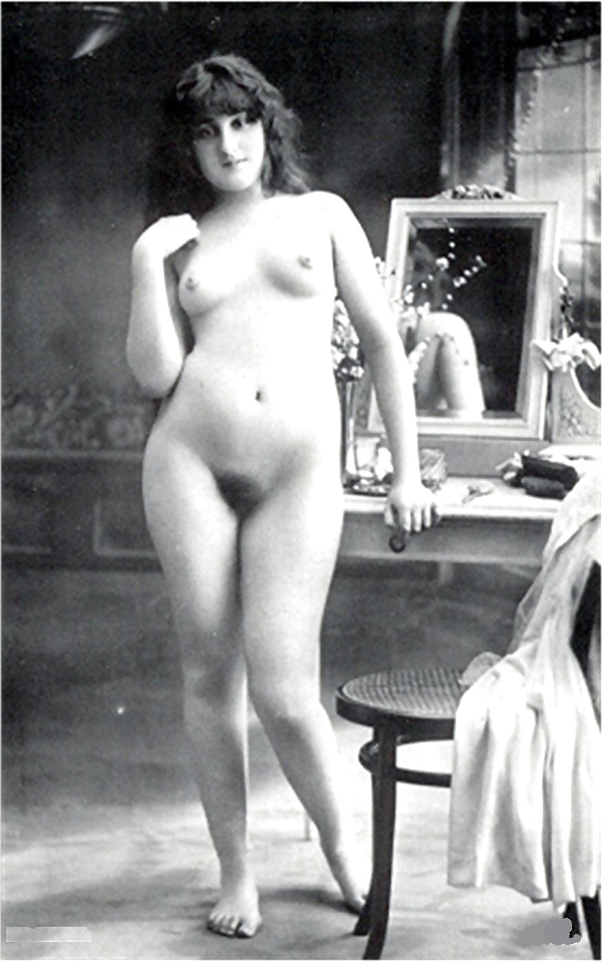 Голые зрелые толстушки ретро