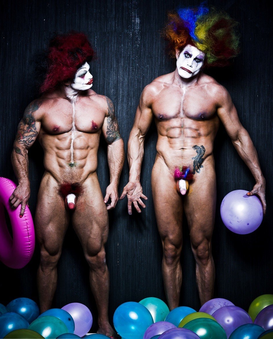 Порнушка клоун с клоуном