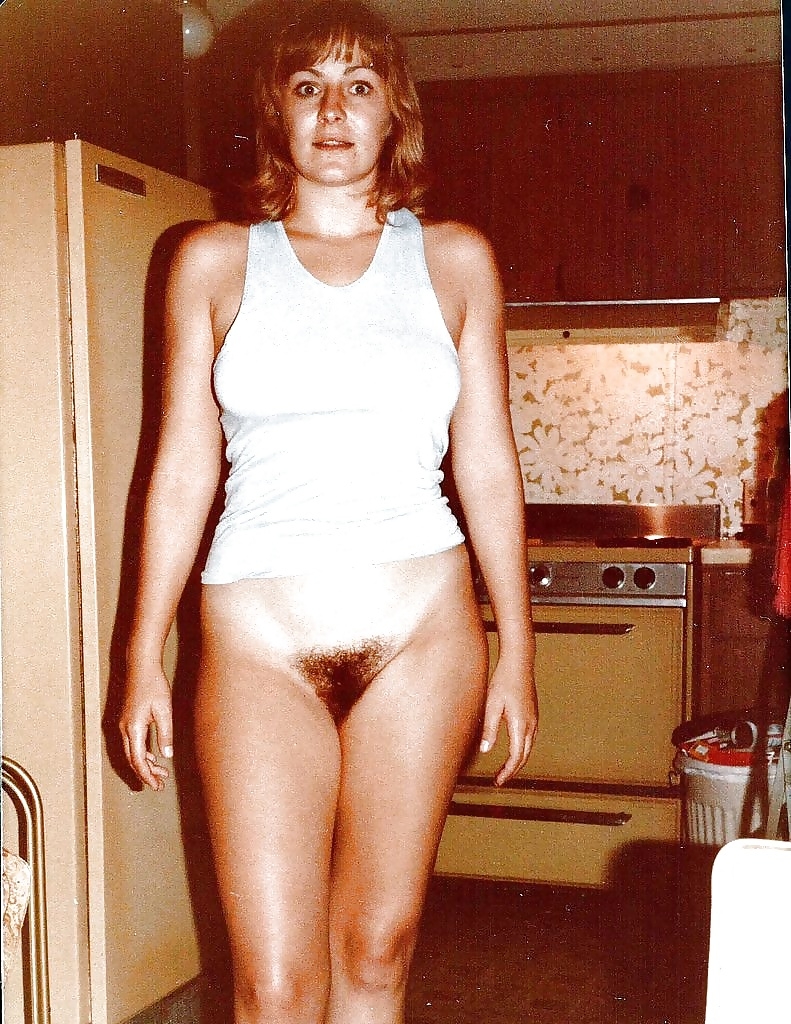 Ретро волосатые женщины в трусиках