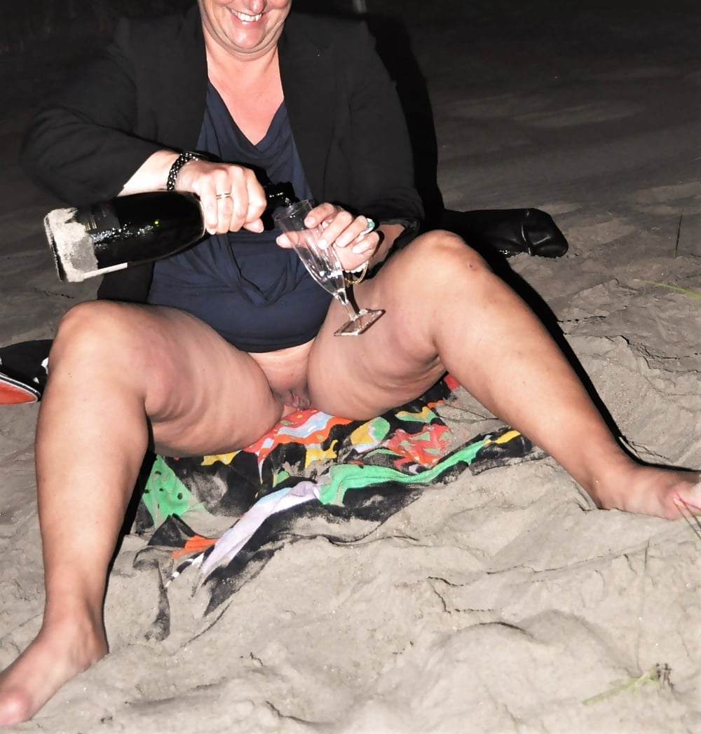 Подсмотренная мастурбация на пляже