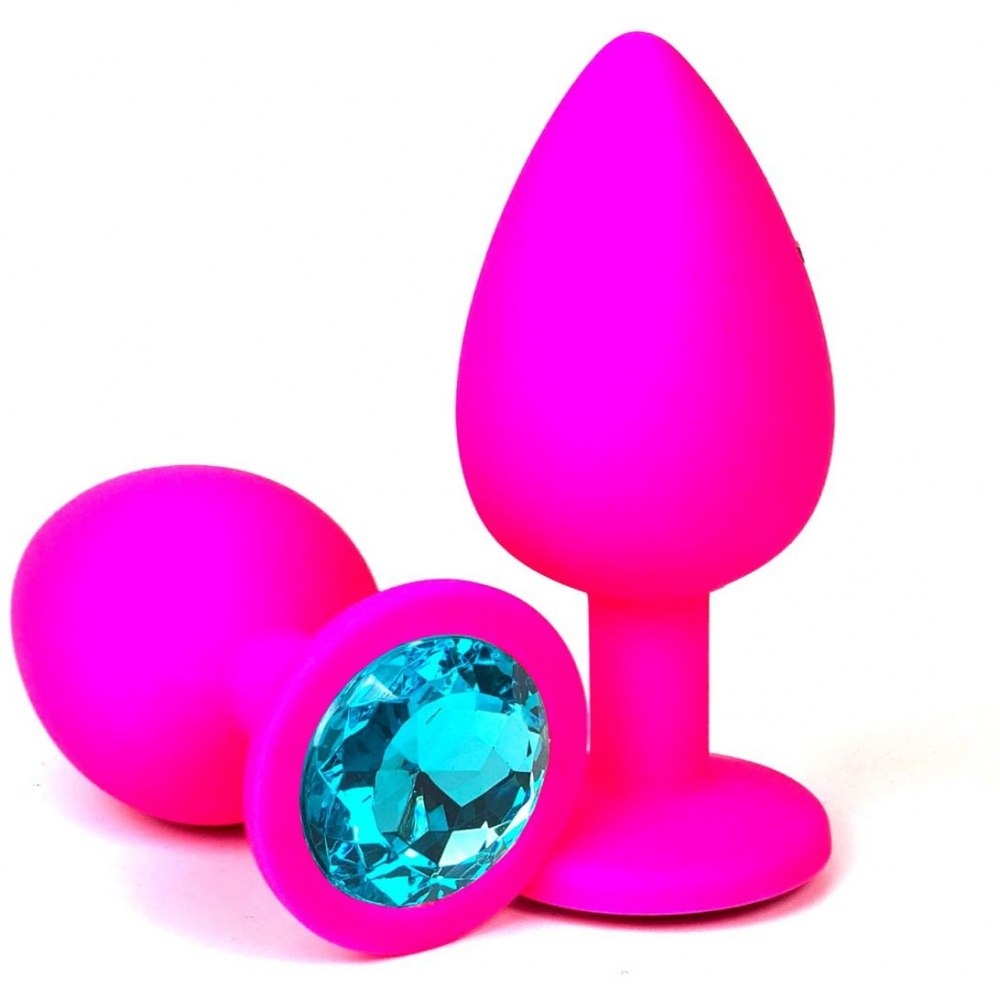 Красивые женщины с анальной пробкой