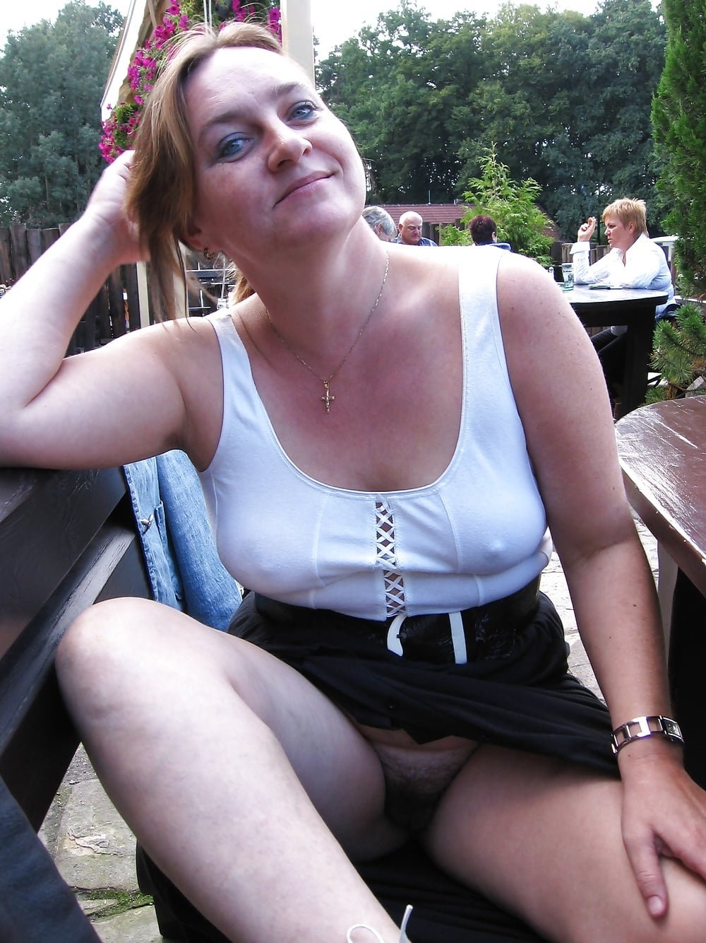 Девушки в чулках без трусов частное