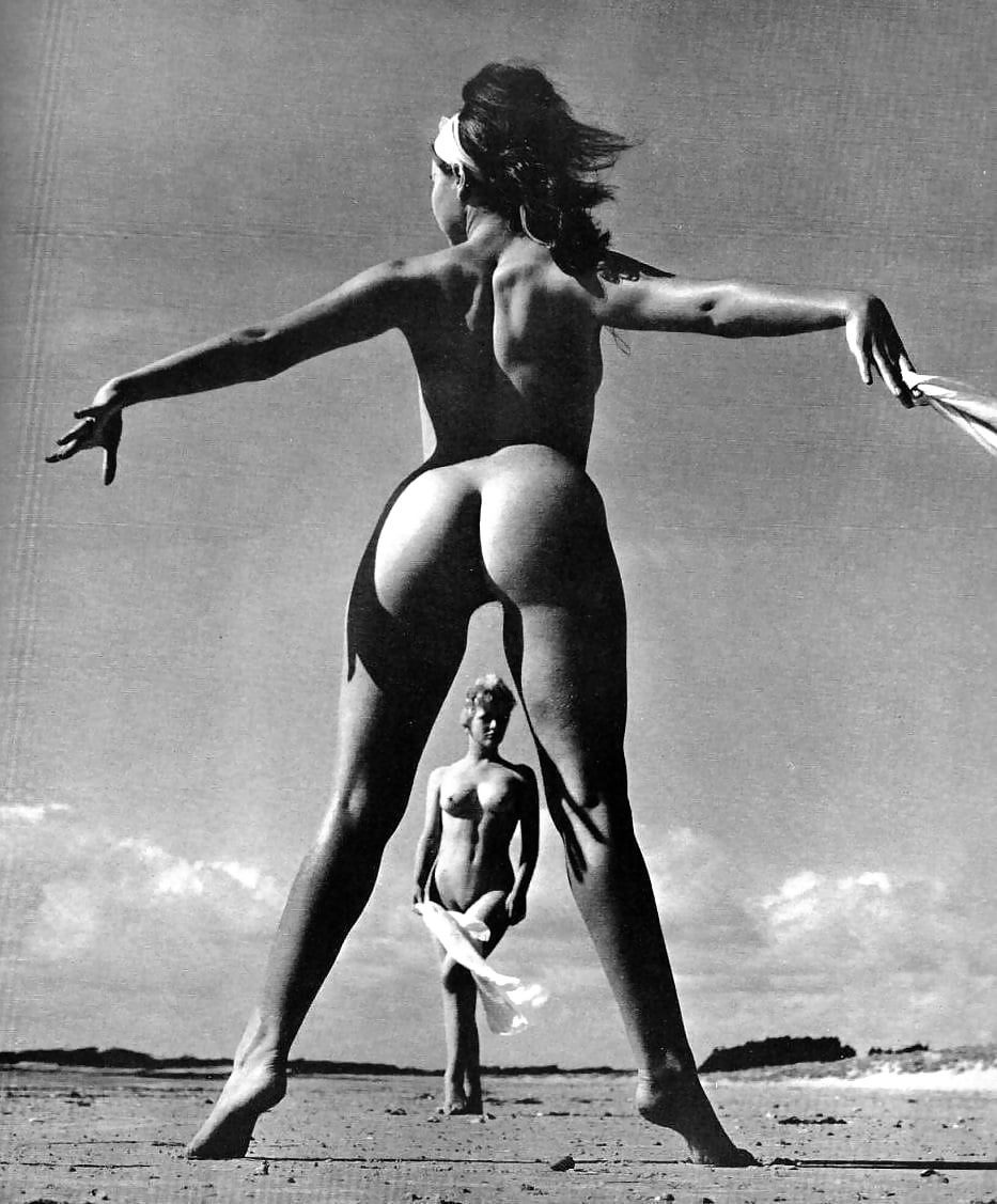 Голые родственницы ретро