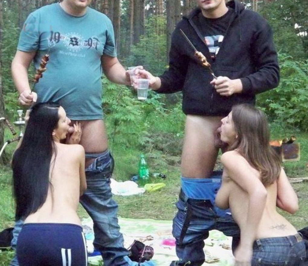 Голые студентки на природе