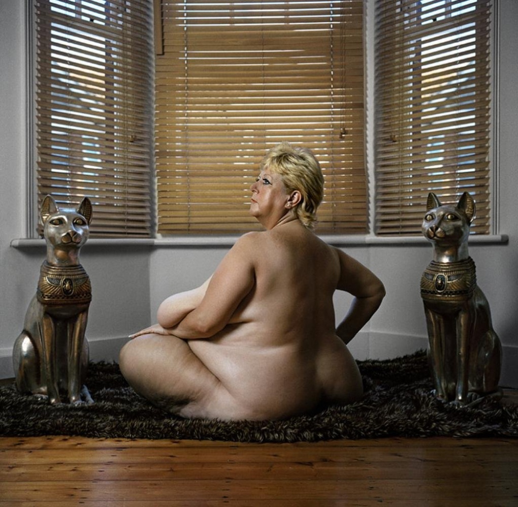 Необычные голые женщины