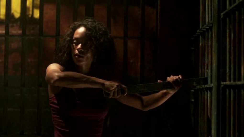 Кэндис МАККЛЮР Звёздный крейсер Галактика