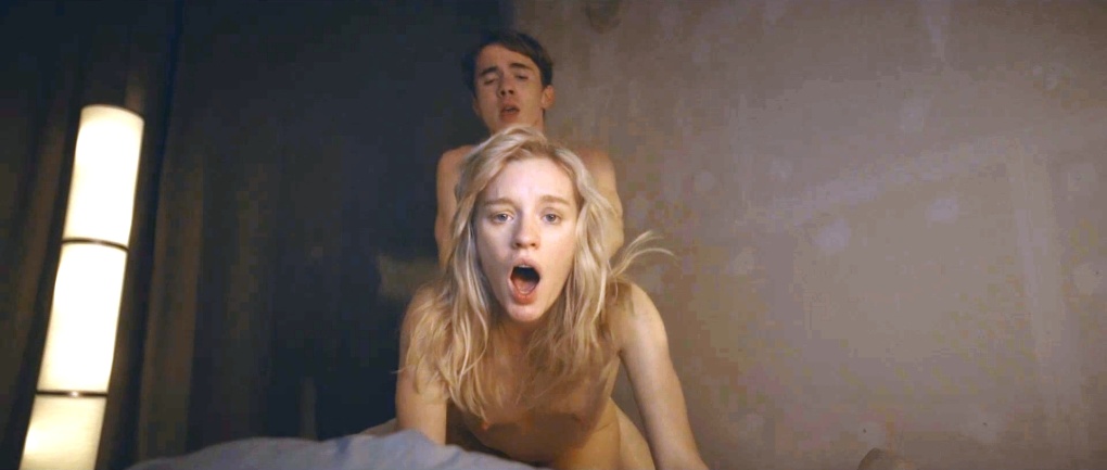 Лена Тронина горячие ню