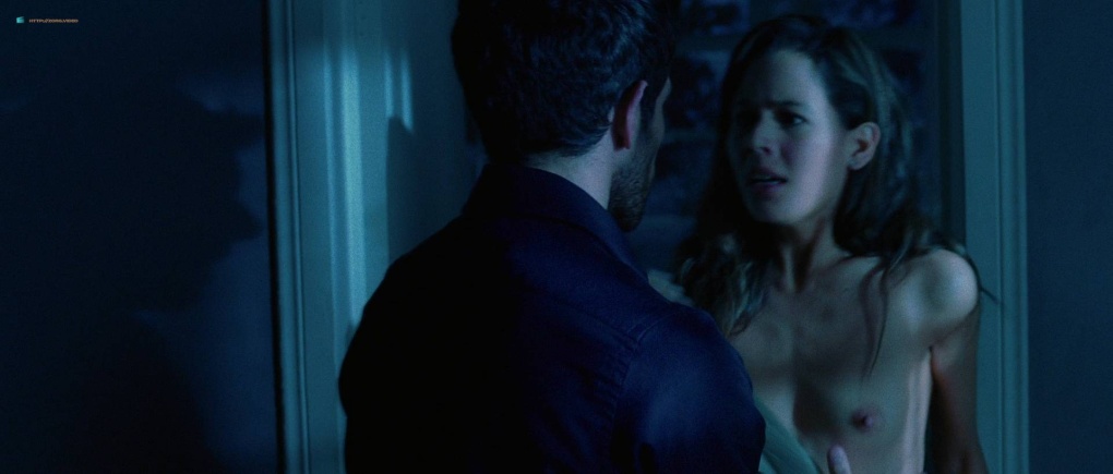 La mosquitera nude Scene