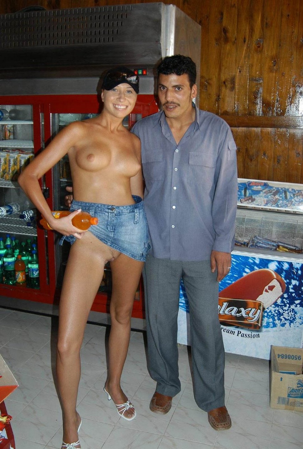 Частная домашняя ню петтинг