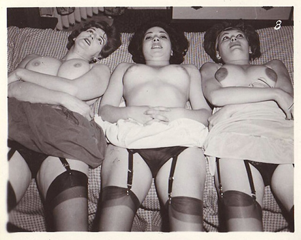 Волосатые ретро пилотки баб