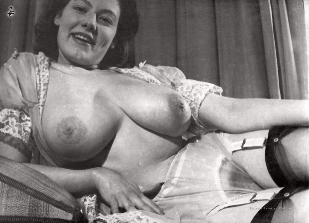 Советские женщины в трусах