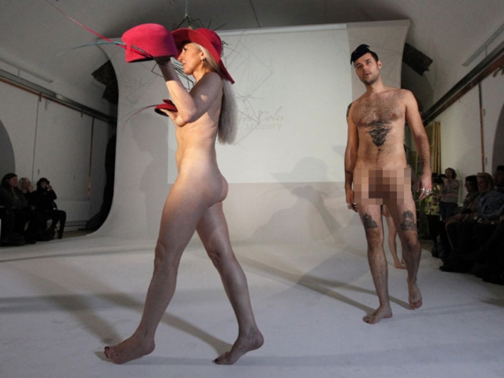 Голые накаченные мужские тела