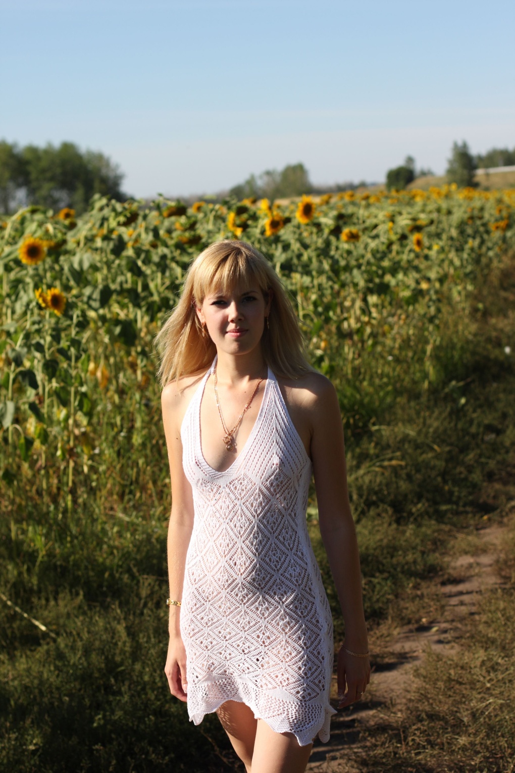 Красивые девушки в прозрачном