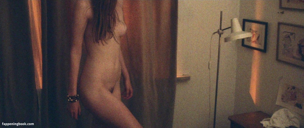 Mia goth Nymphomaniac