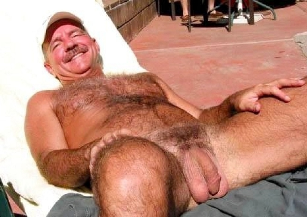 Старые голые волосатые мужики