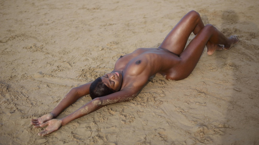 Молодые нудистки негритянки