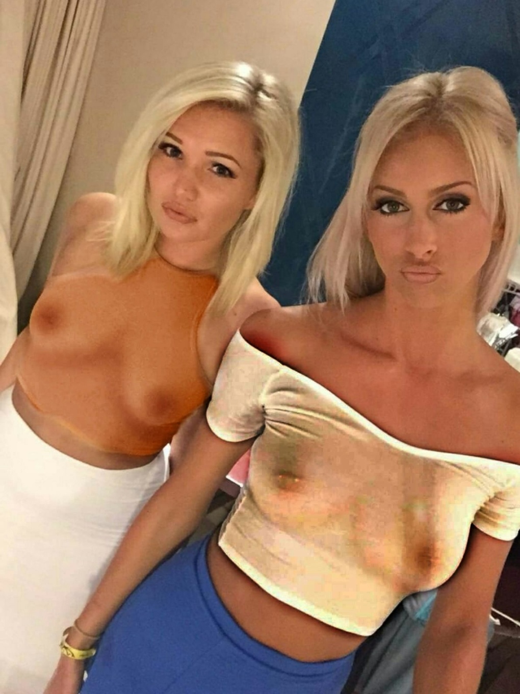 Аманда Николь Мартин tits