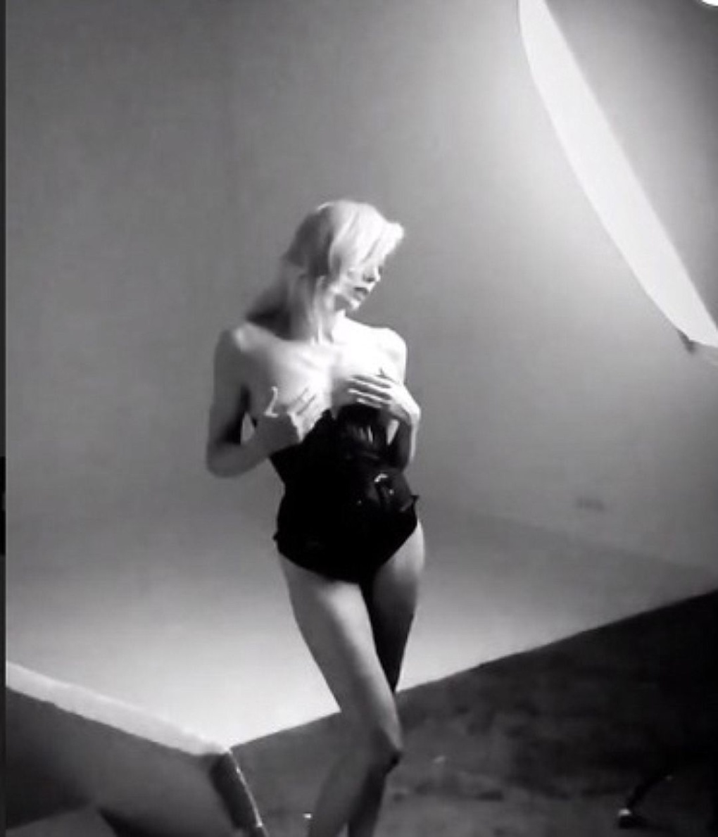 Светлана Бондарчук в купальнике