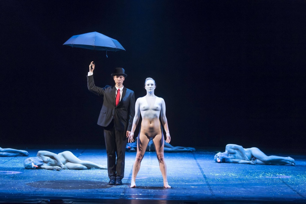 Male nude theatreголый театр Бродвей