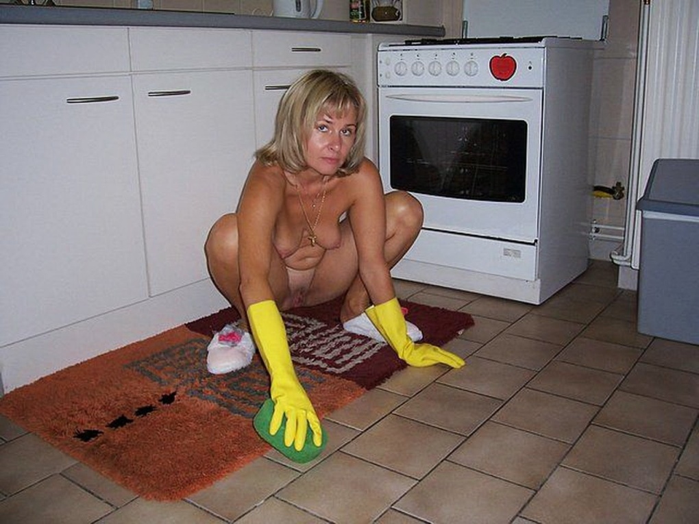 Голые русские женщины в ванной