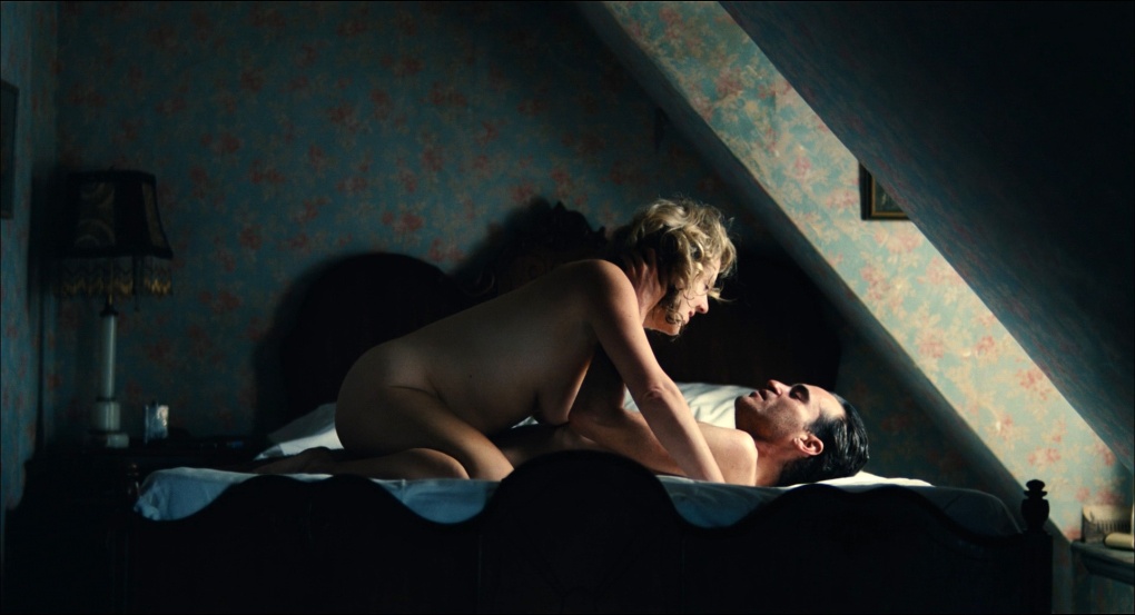 Карина Андоленко эротические сцены