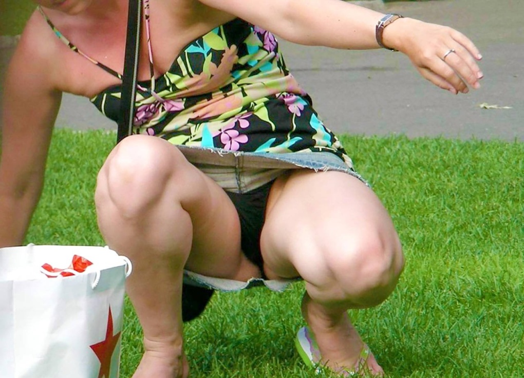 Женщины без трусов подсмотренное