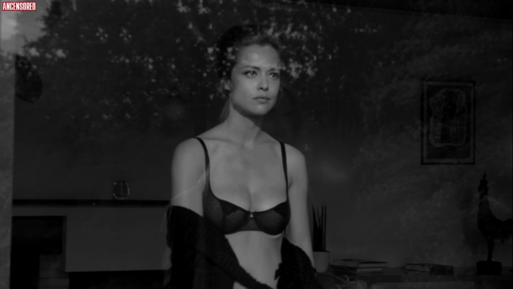 Скарлетт Йоханссон постельные сцены