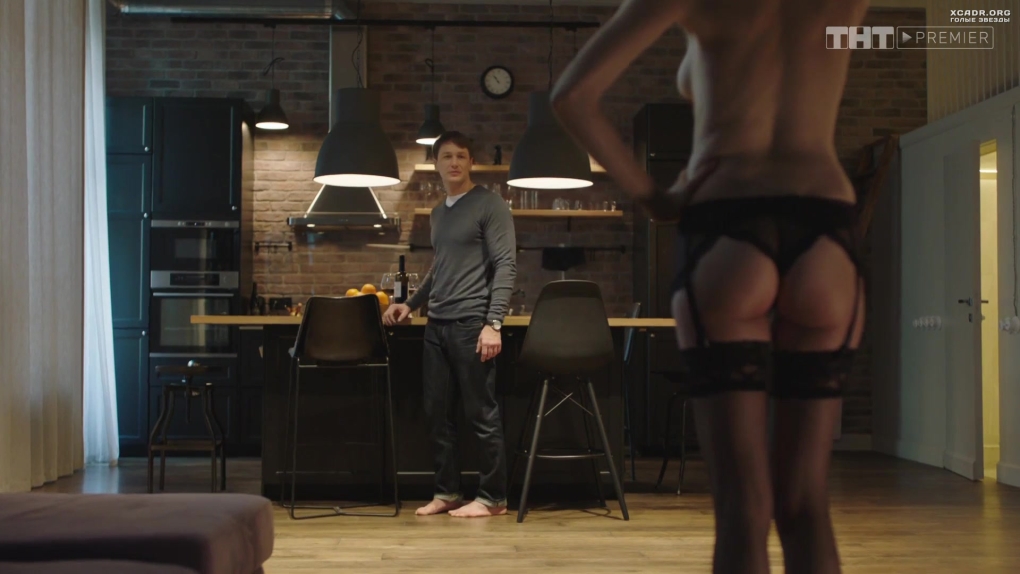 Александра Кузенкина в сериале отель Элеон