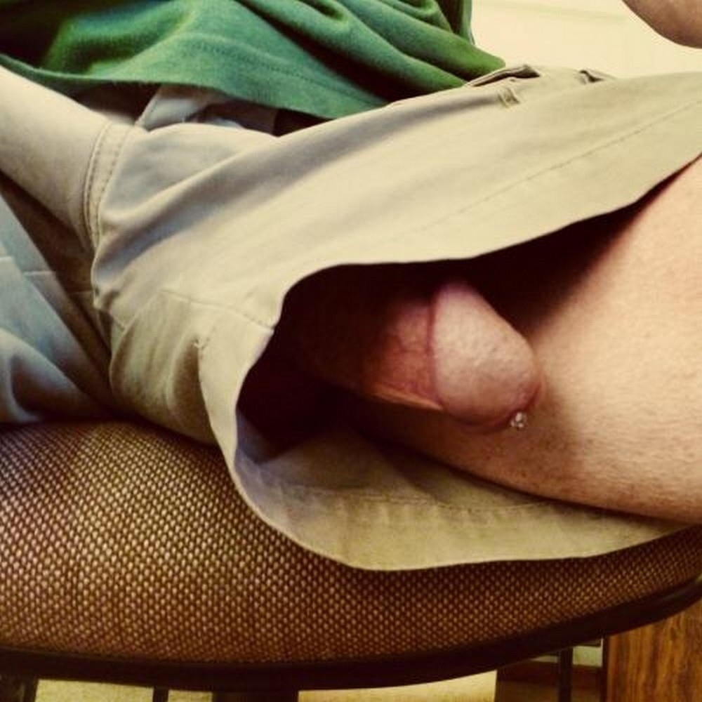 Девушки анал на публике