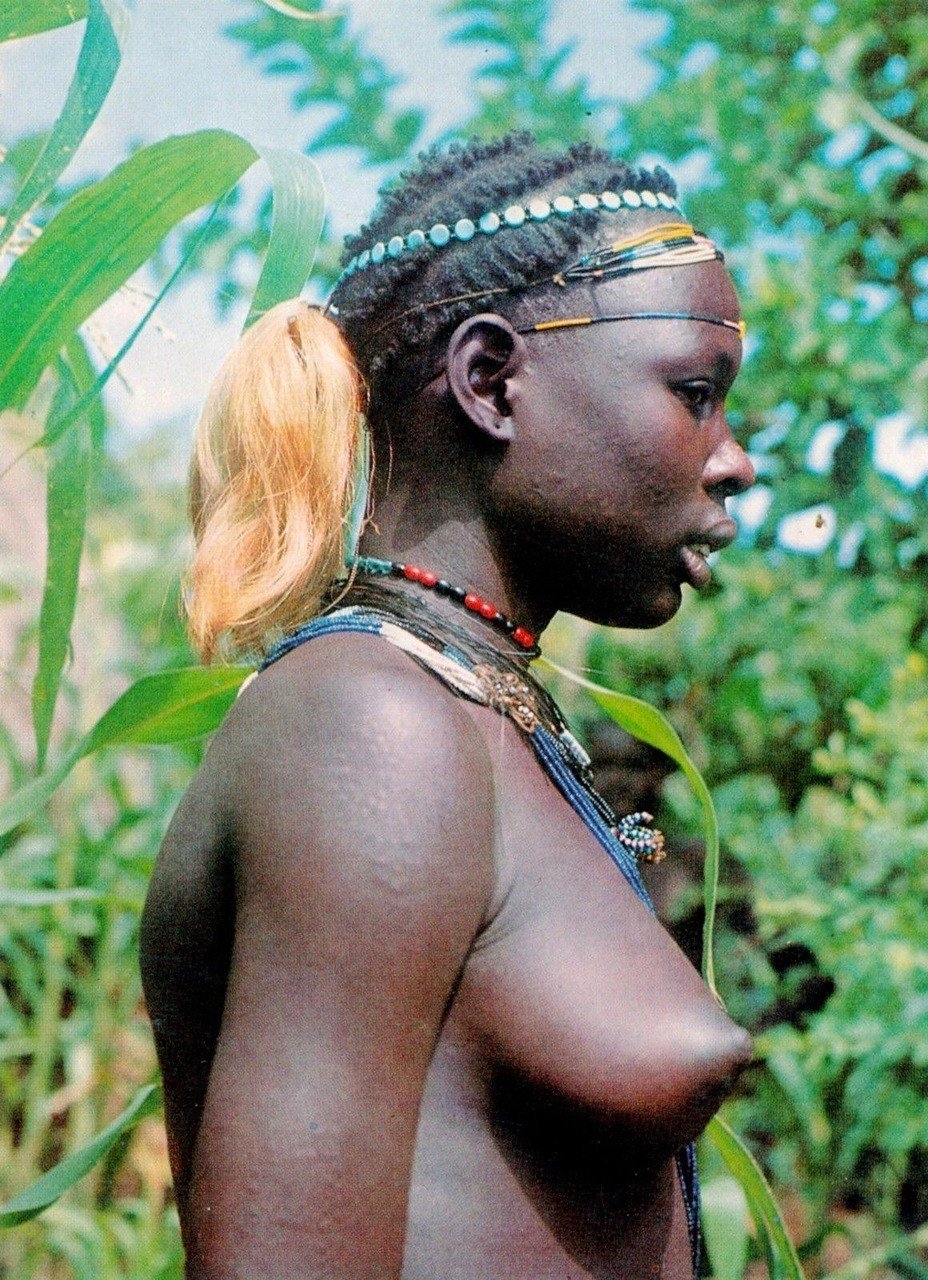 Эфиопские женщины голые