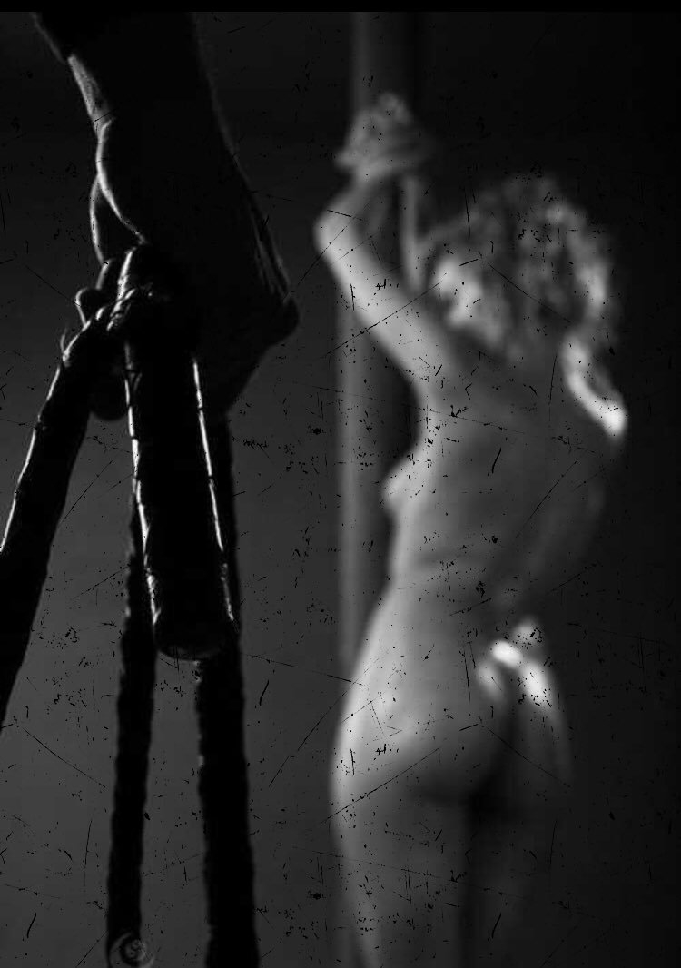 Сара де Хердт фото бдсм