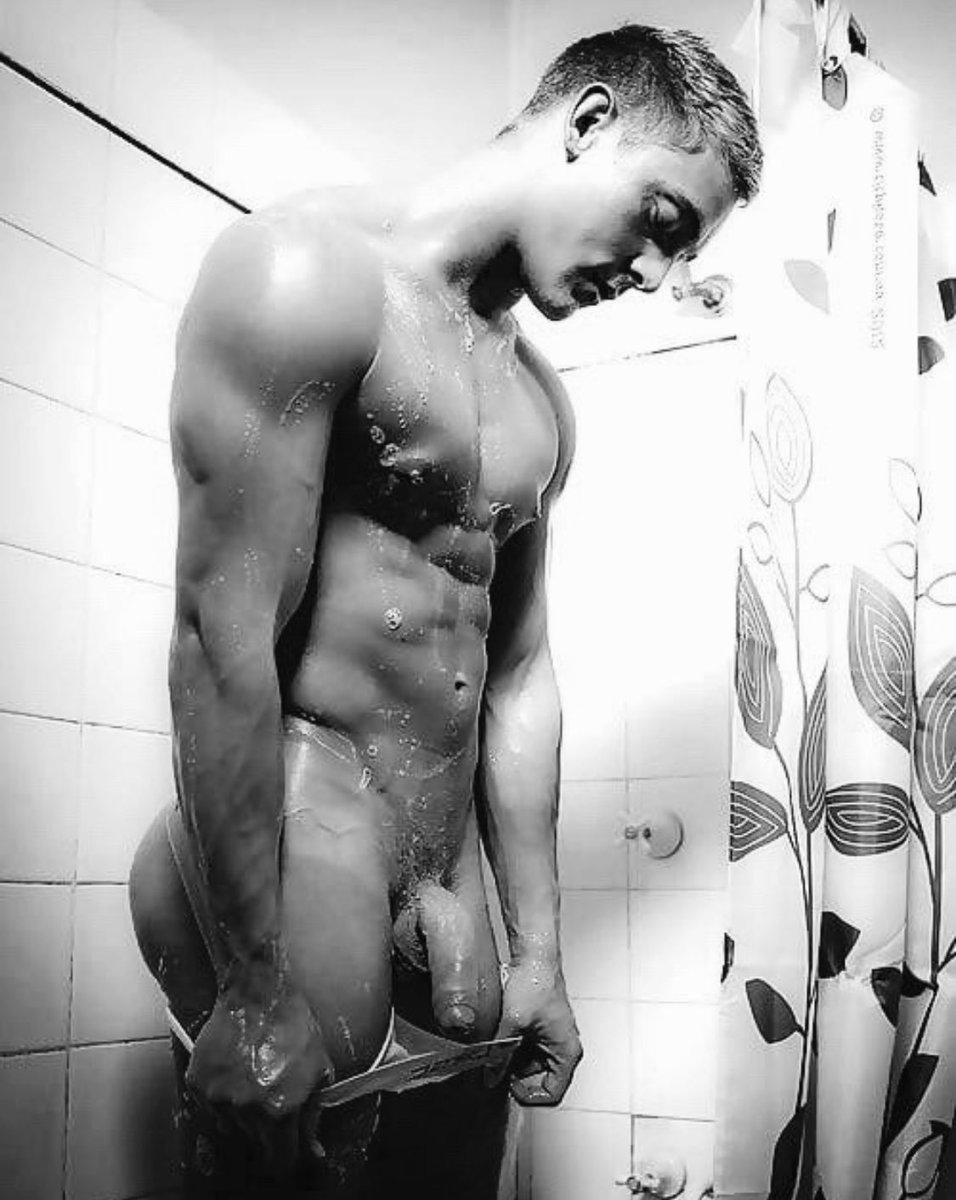 Шикарная мужская задница