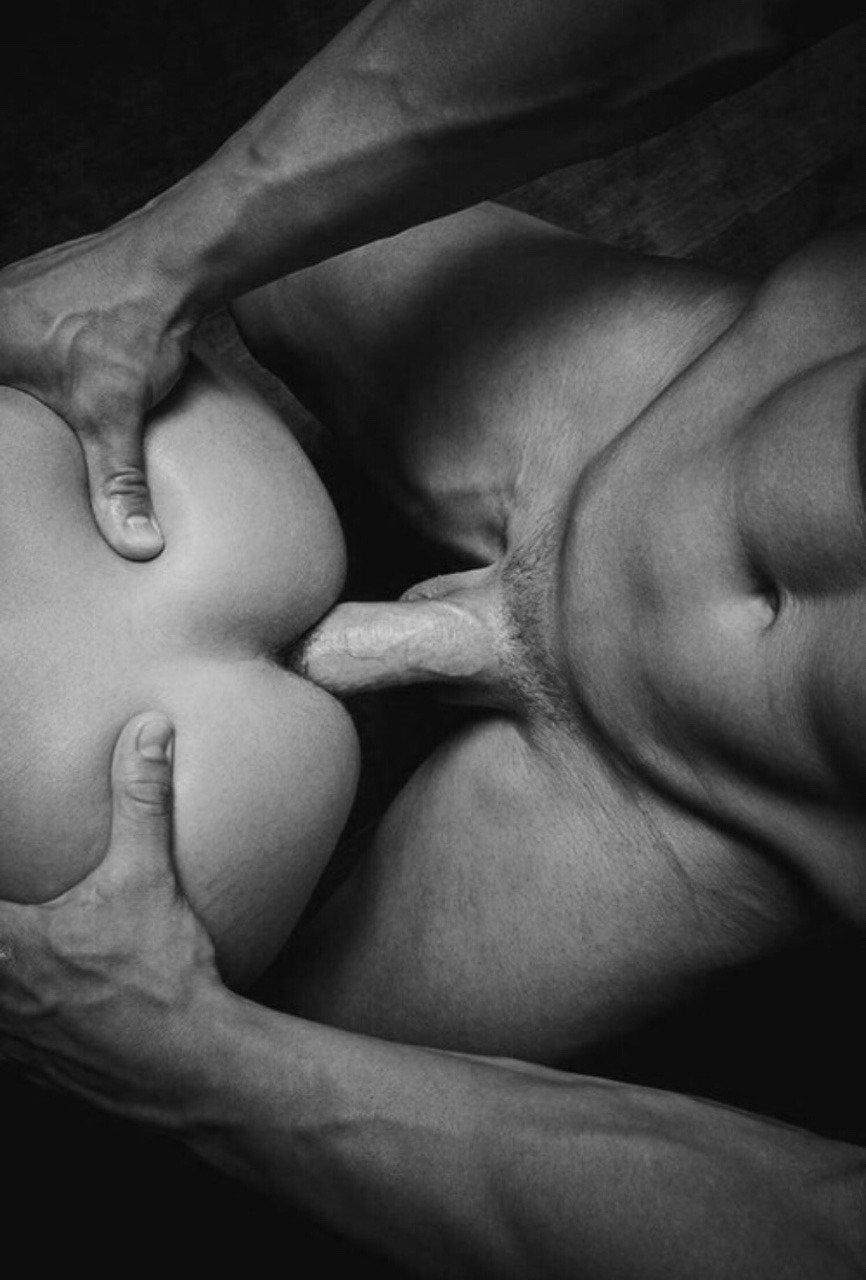 Страстный Эротический поцелуй