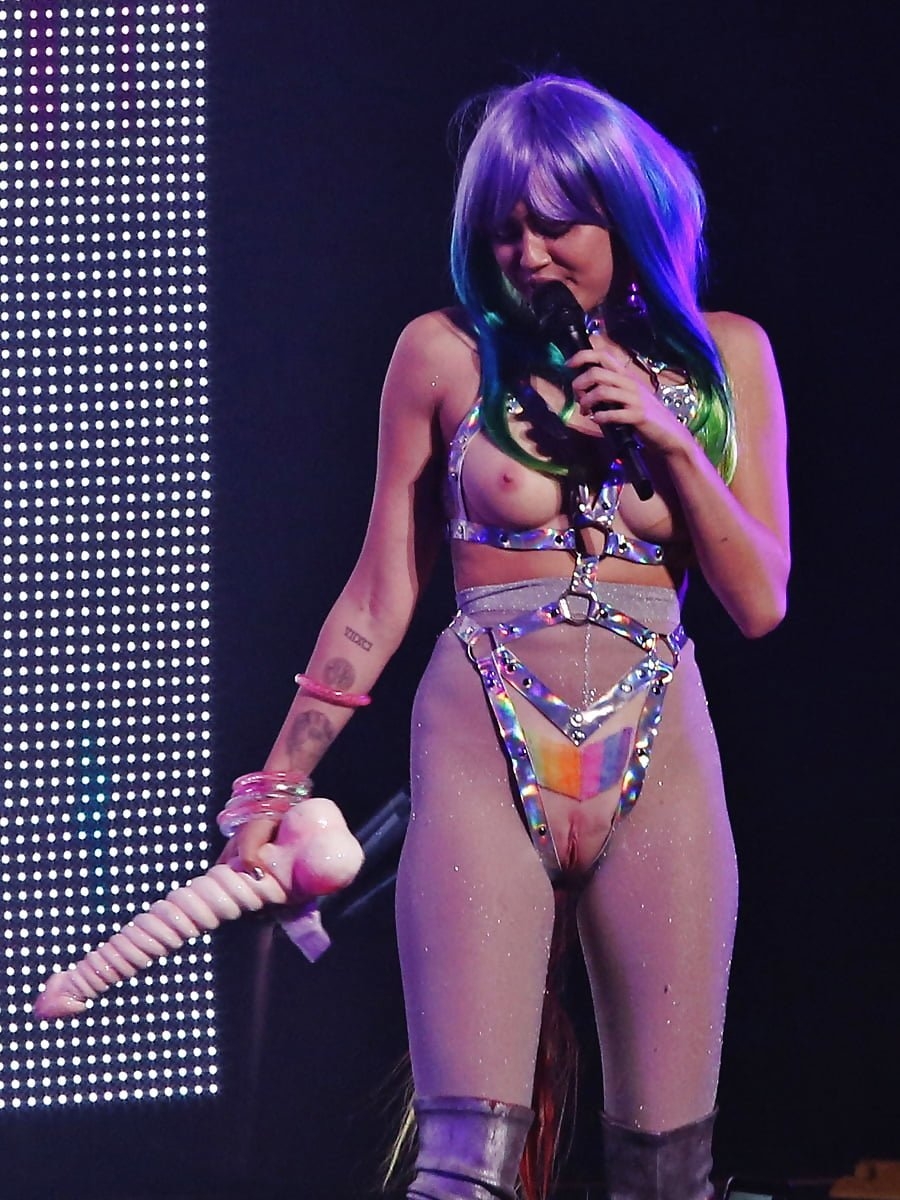 Inna румынская певица nude